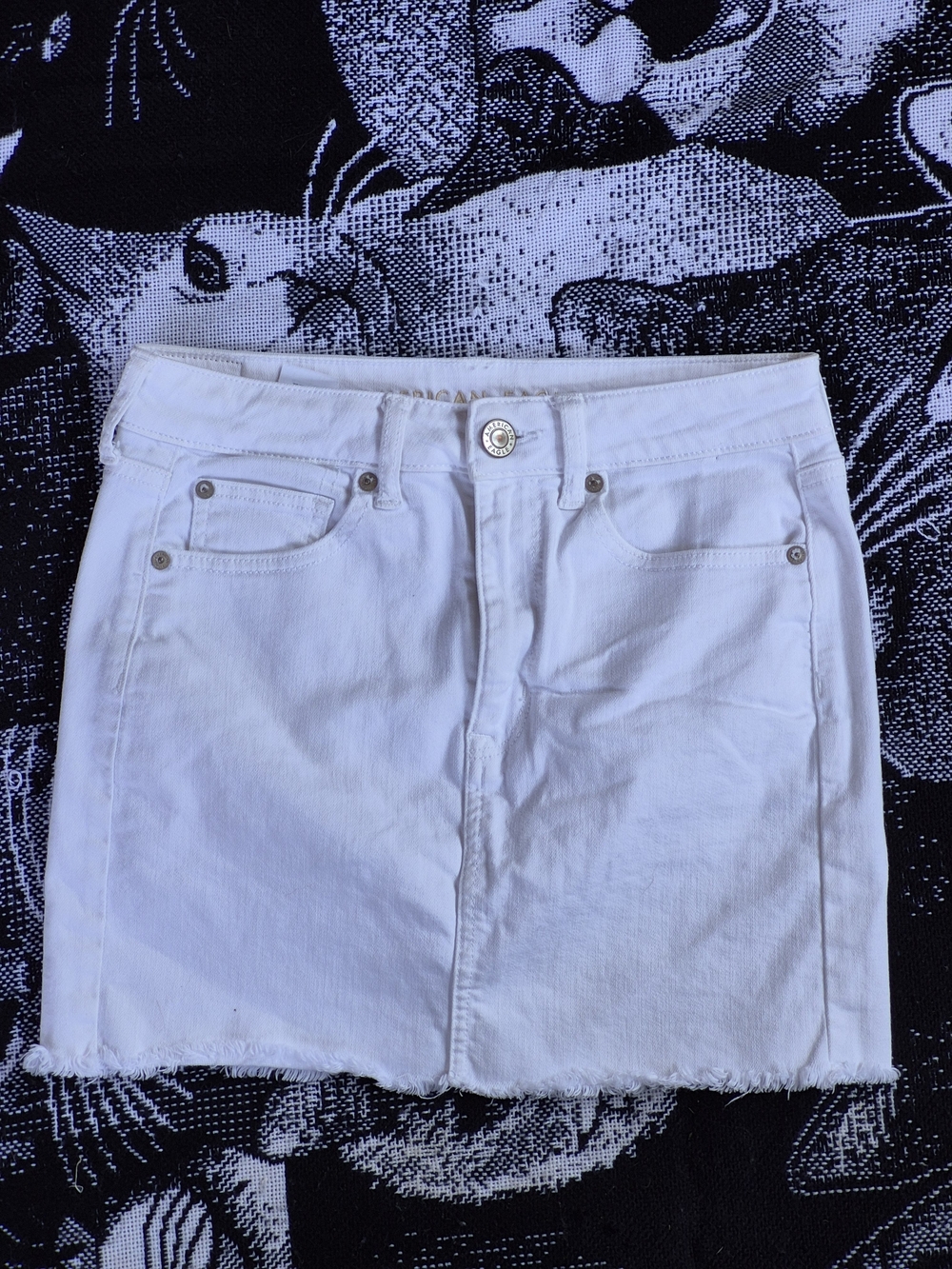 American Eagle Outfitters White Raw-Hem Denim Mini Skirt